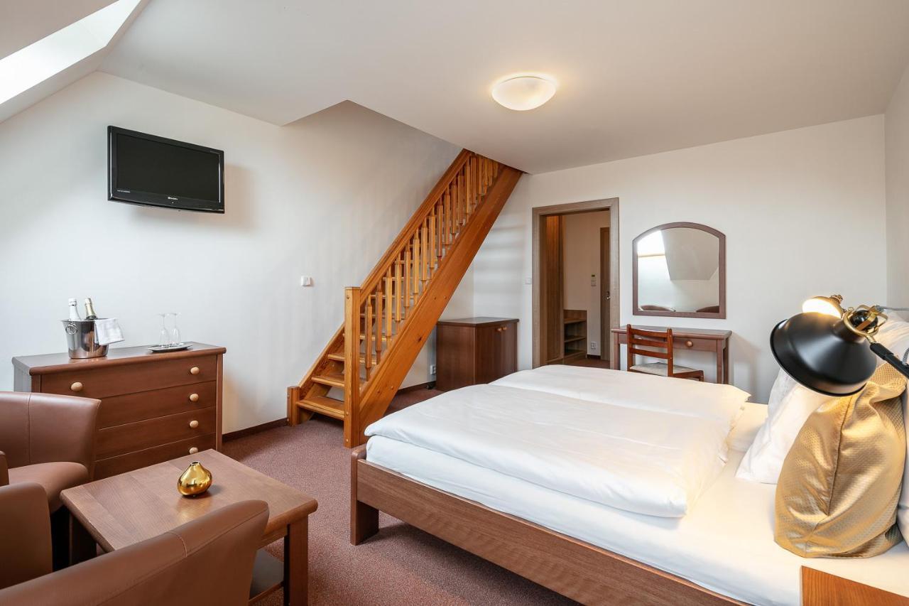 Pytloun Wellness Hotel Hasistejn Místo Extérieur photo