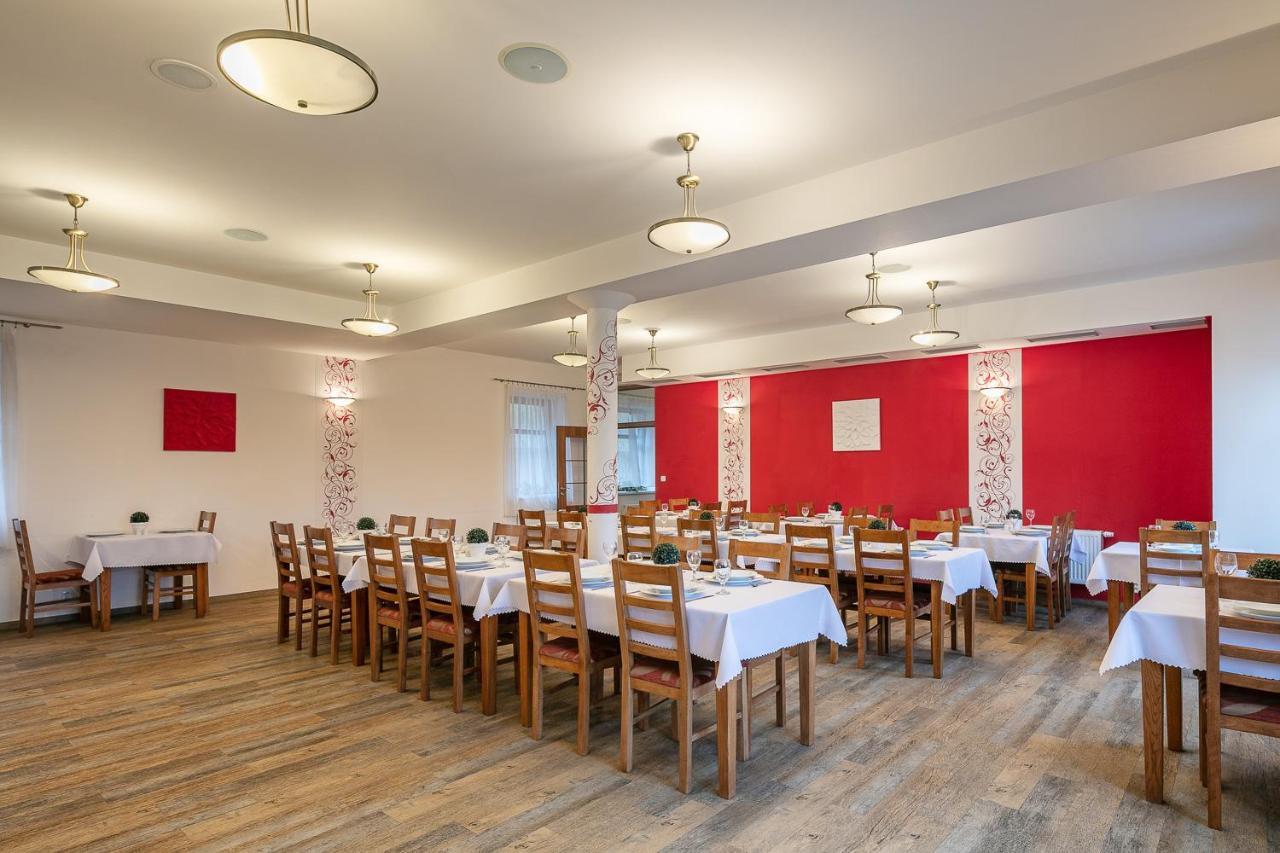 Pytloun Wellness Hotel Hasistejn Místo Extérieur photo